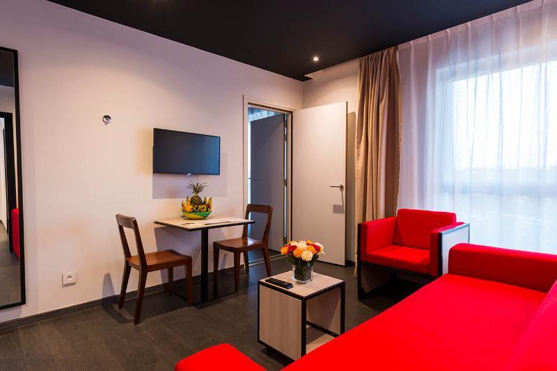 Onomo Hotel ดูอาลา ภายนอก รูปภาพ